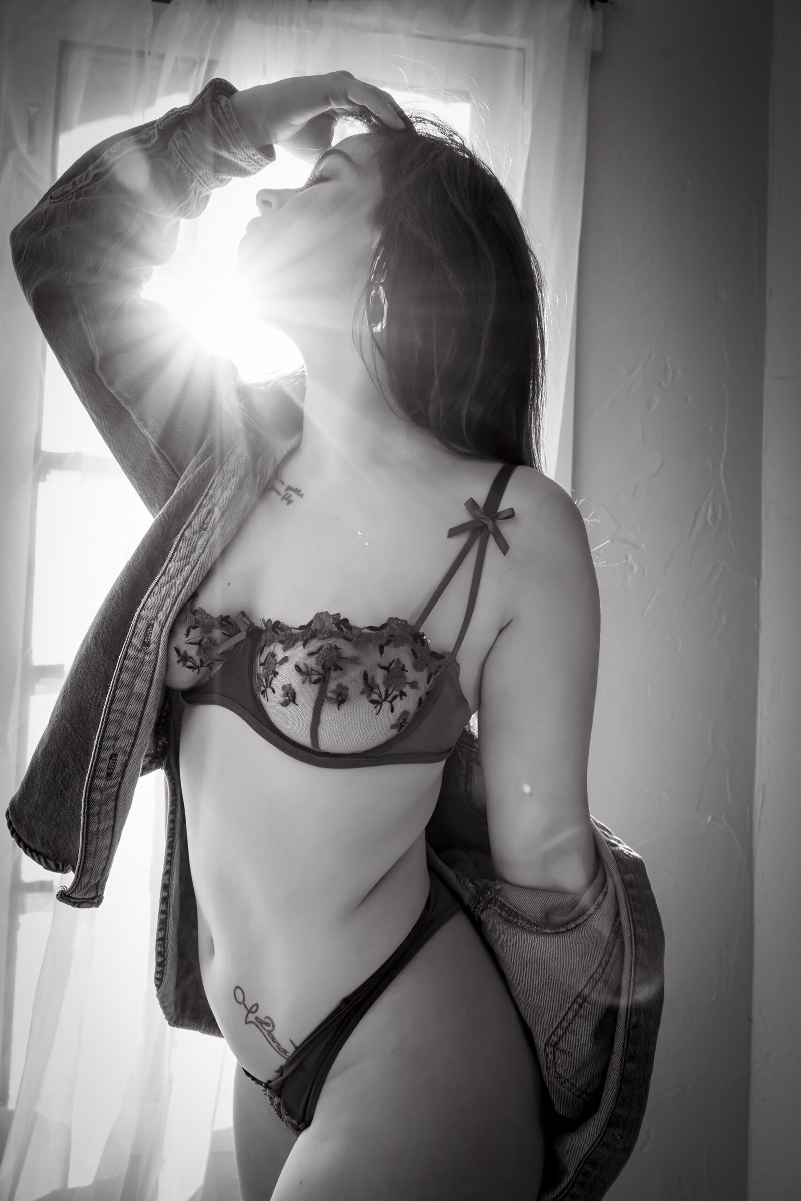 http://Boho%20Themed%20Boudoir%20Photoshoot%2014