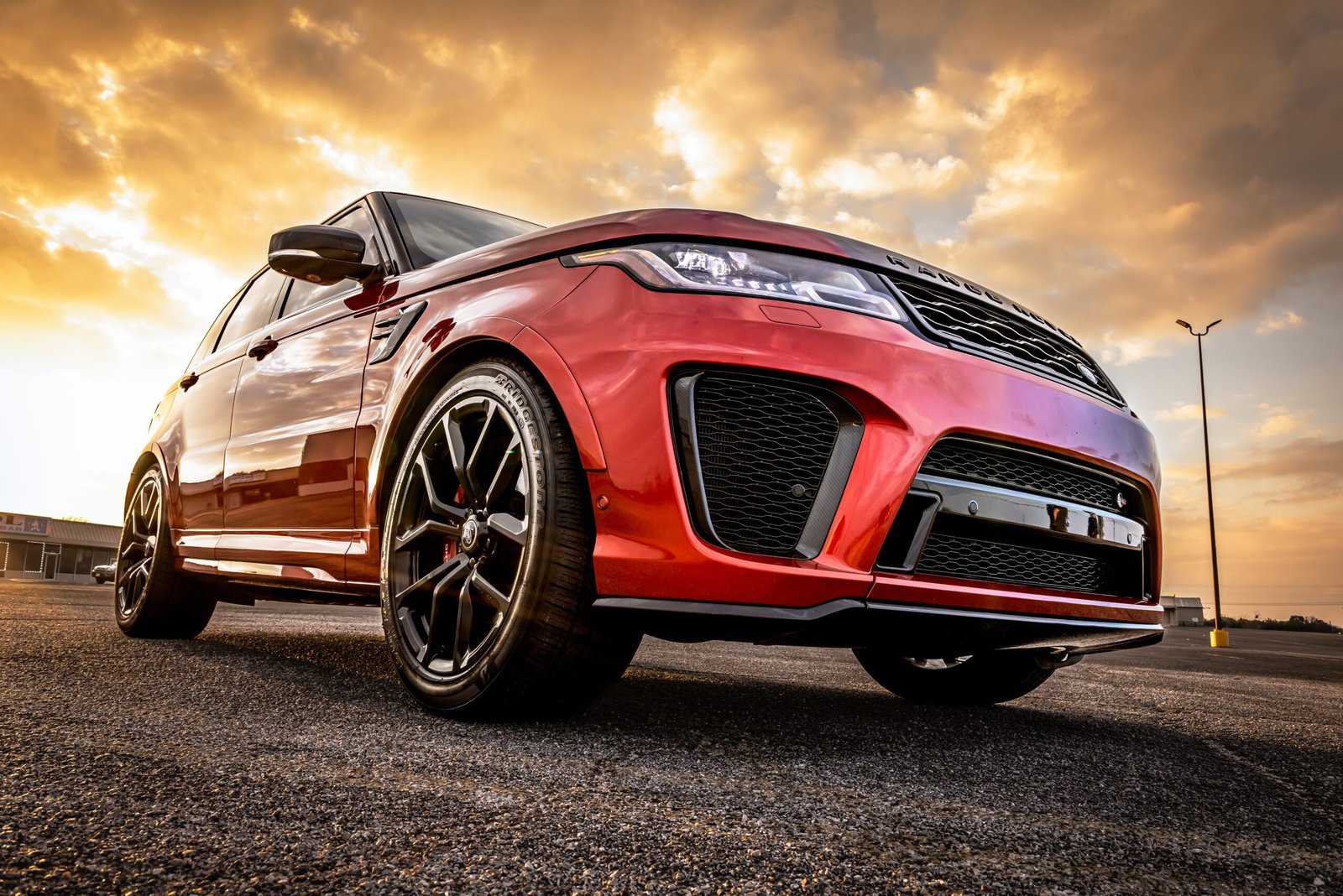 http://Exec%20Auto%20Range%20Rover%20Photoshoot%206