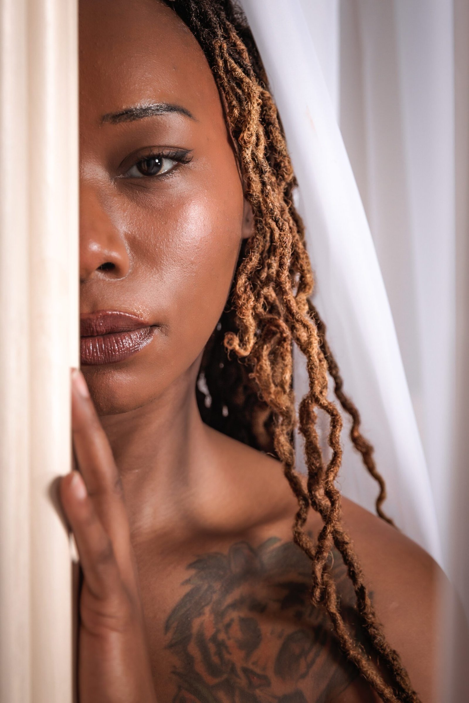 http://fine%20art%20boudoir%20close%20up