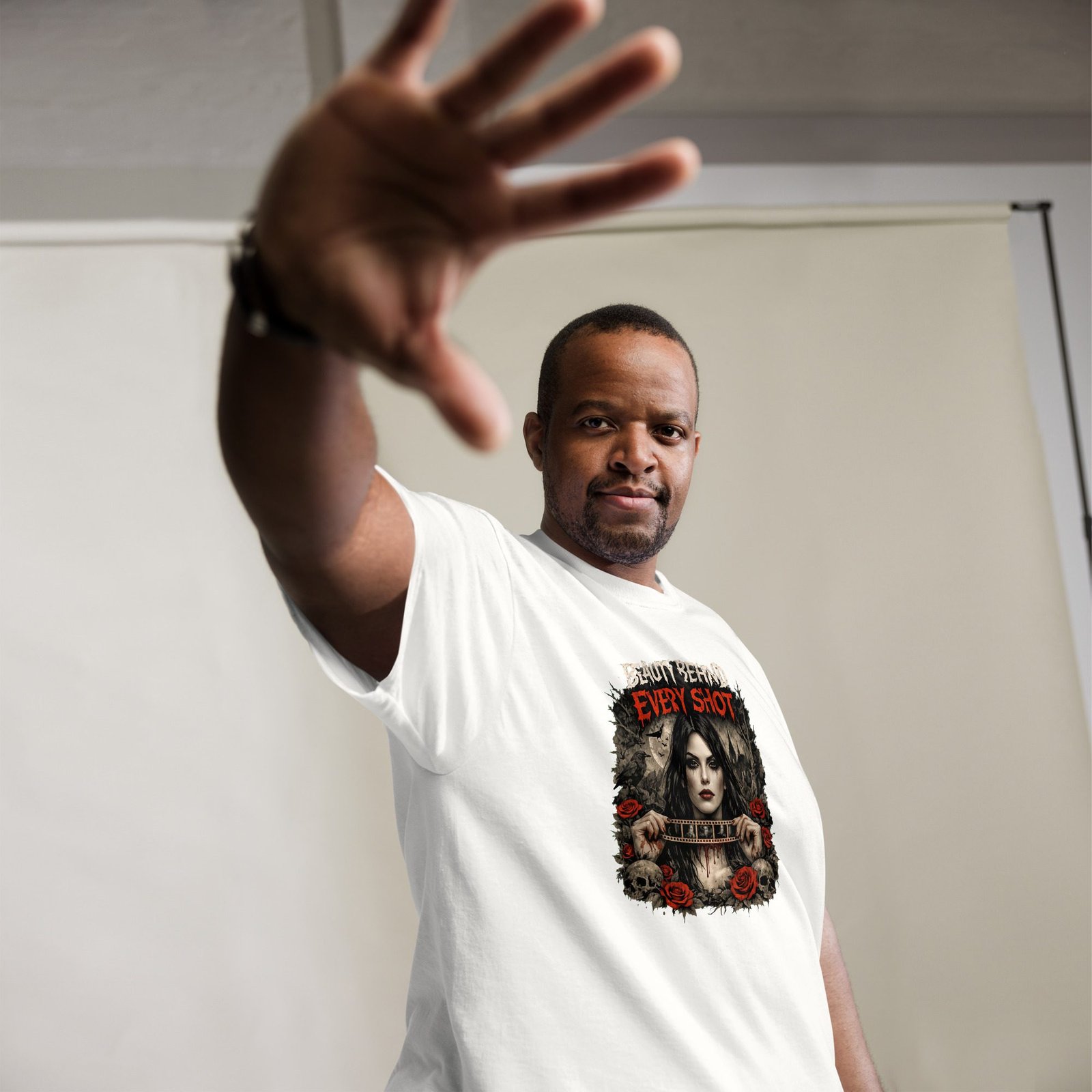 Photographers Graphic Tee | Beauty Behind Every Shot | Knotted Tree Studios - Image 8